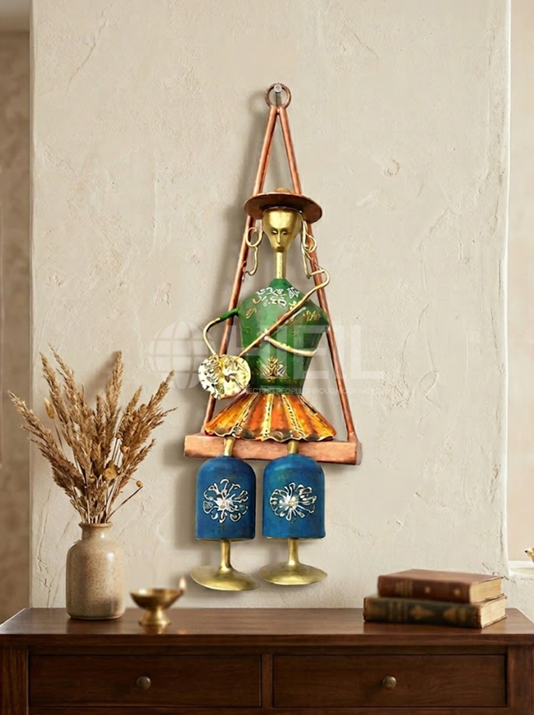 WALL DECOR