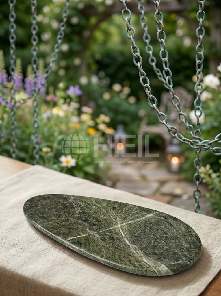 SERVING TRAY