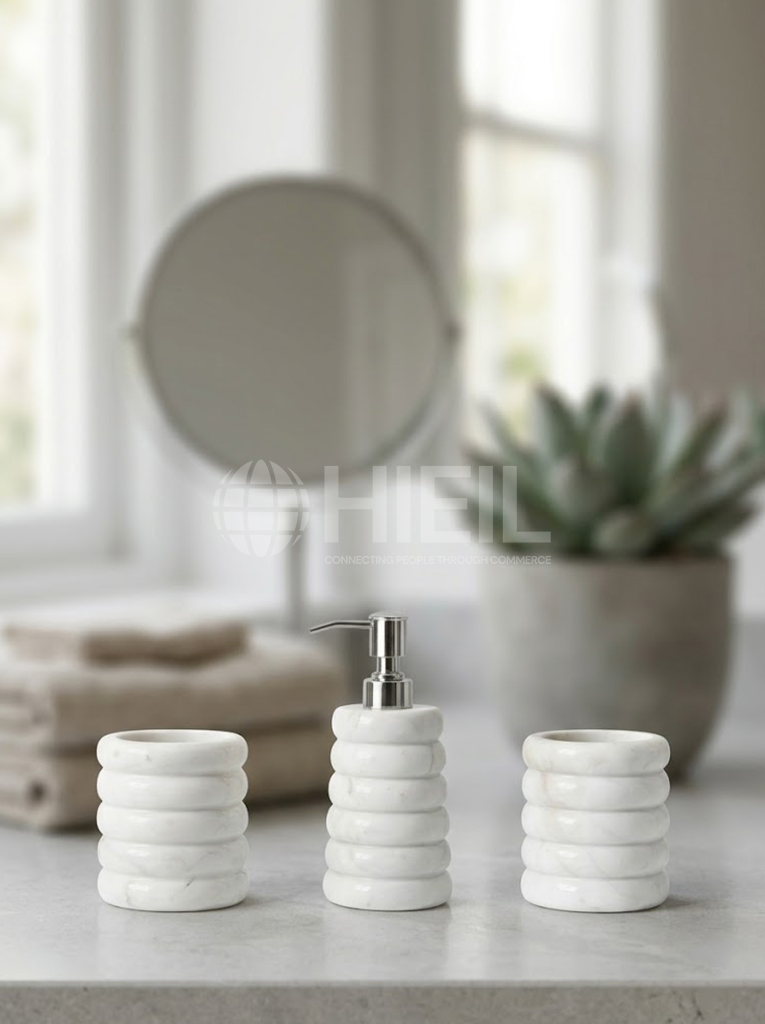 PLANTER POT